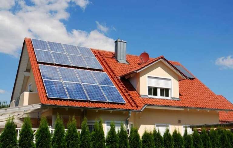 Top Tips for Installing Solar Panels and Batteries - Save money for a Quarter of a Century